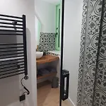 El Sueno, Parrita Barres