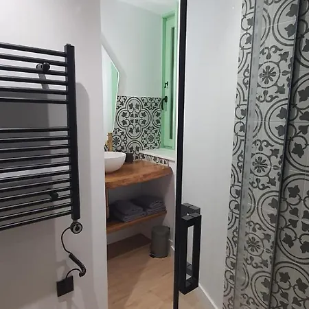 El Sueno, Parrita Barres